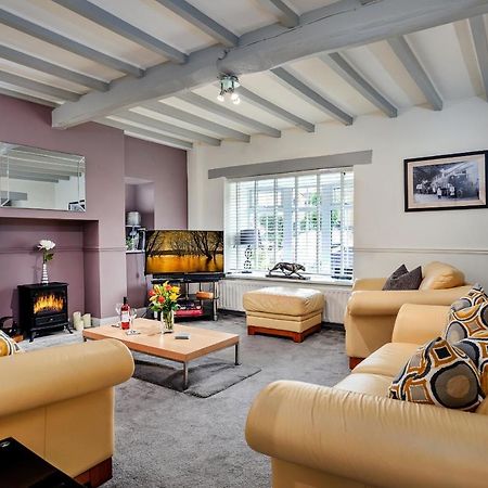 Finest Retreats - Cloggers Cottage Darley Esterno foto