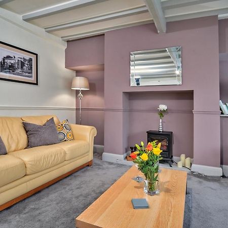 Finest Retreats - Cloggers Cottage Darley Esterno foto