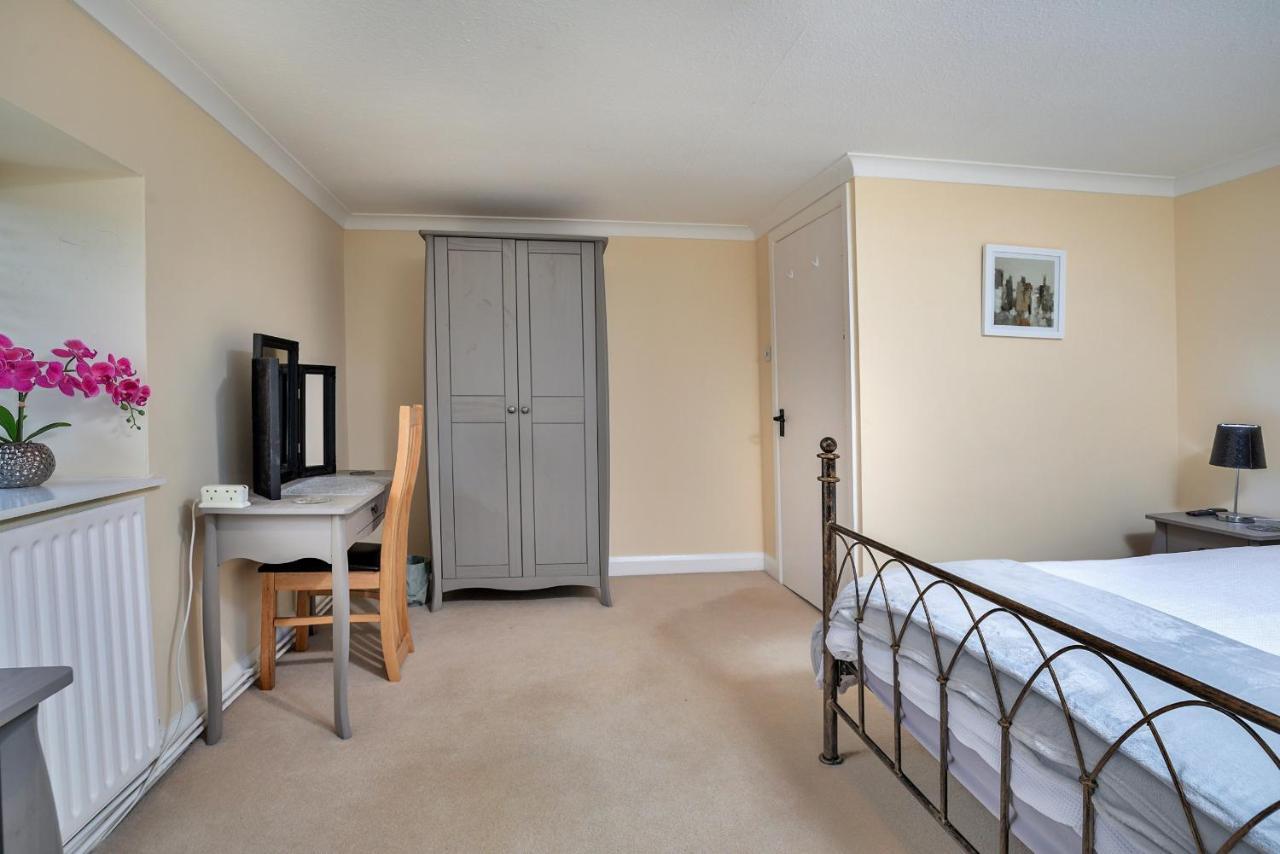 Finest Retreats - Cloggers Cottage Darley Esterno foto