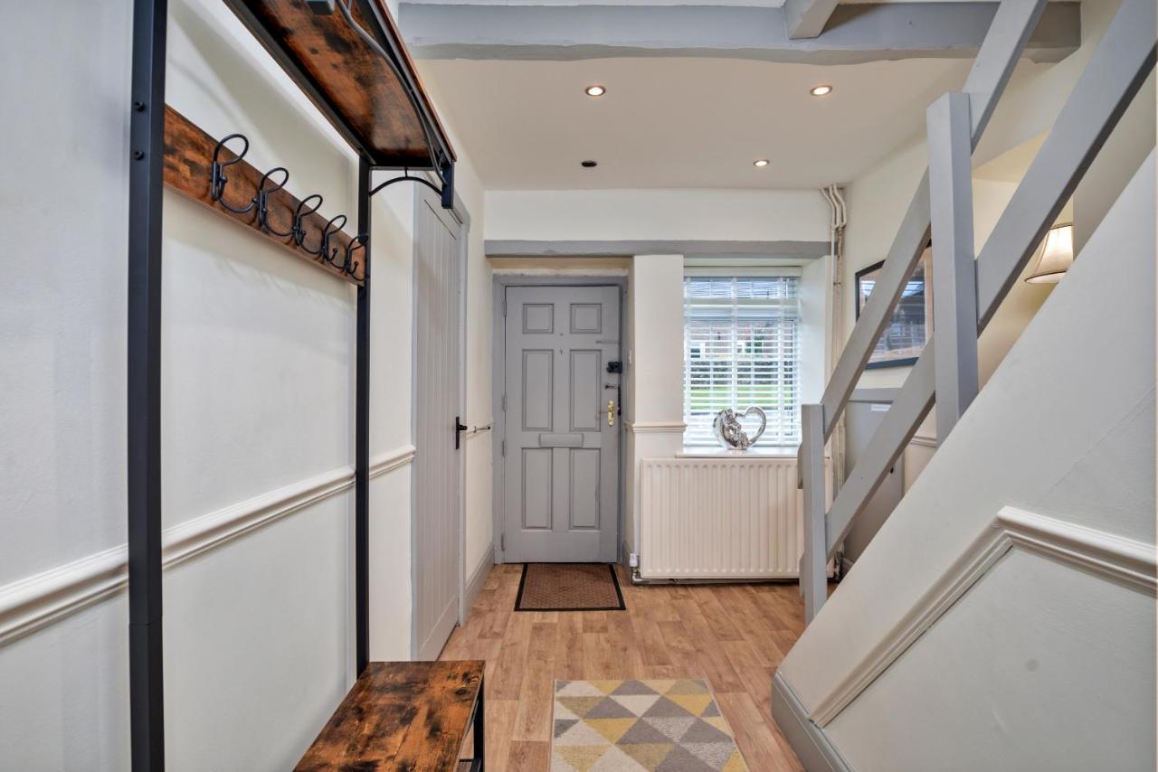 Finest Retreats - Cloggers Cottage Darley Esterno foto